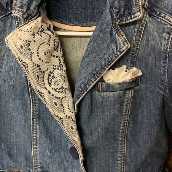 Gap Jean Jacket size 6 - Picture 3 of 4